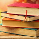 книга за споделяне 7035826-books-bokeh